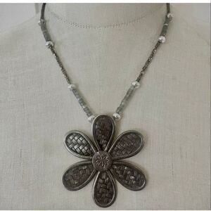 Thai Hill Tribe Silver Flower Necklace Labradorite Handmade Artisan Statement
